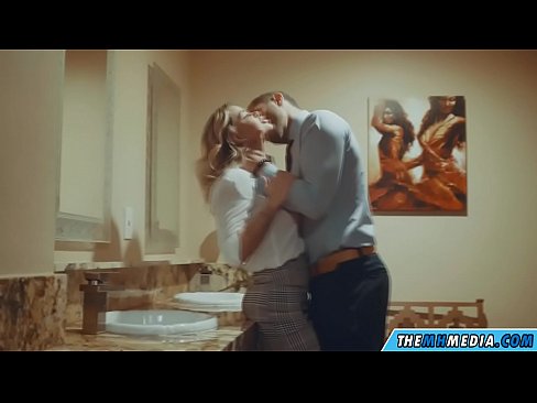 ❤️ Когато наедряла блондинка ви съблазни в обществена тоалетна ❤️❌ Порн видео в bg.pornado-co.ru ️❤